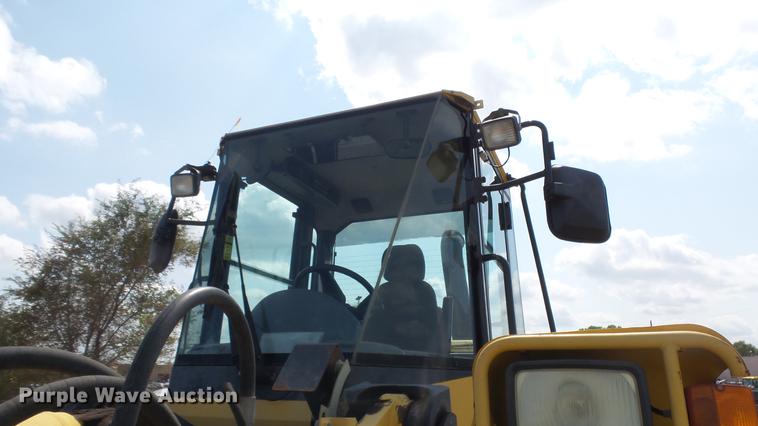 image for item DC1284 2007 Komatsu WA320-5L wheel loader