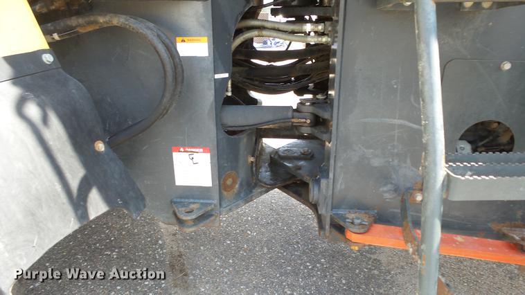 image for item DC1284 2007 Komatsu WA320-5L wheel loader