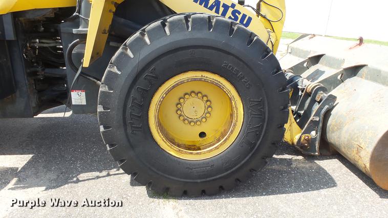 image for item DC1284 2007 Komatsu WA320-5L wheel loader