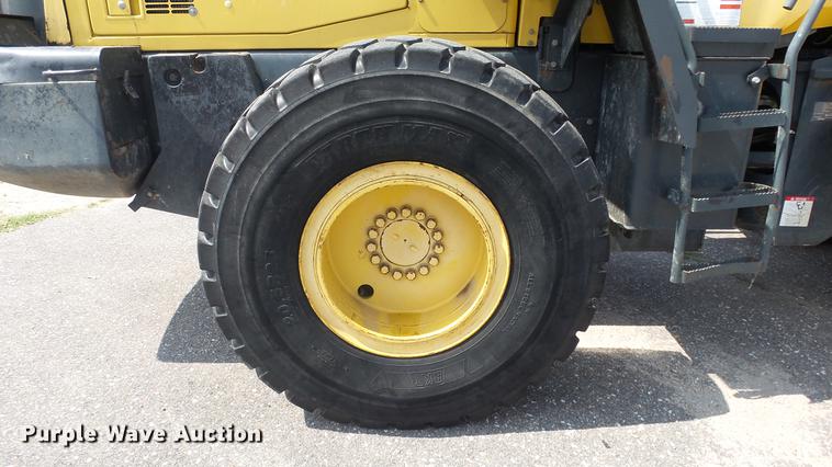 image for item DC1284 2007 Komatsu WA320-5L wheel loader