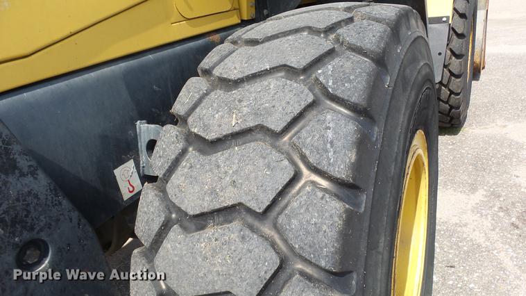 image for item DC1284 2007 Komatsu WA320-5L wheel loader
