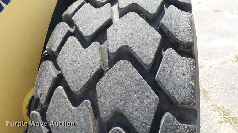 image for item DC1284 2007 Komatsu WA320-5L wheel loader