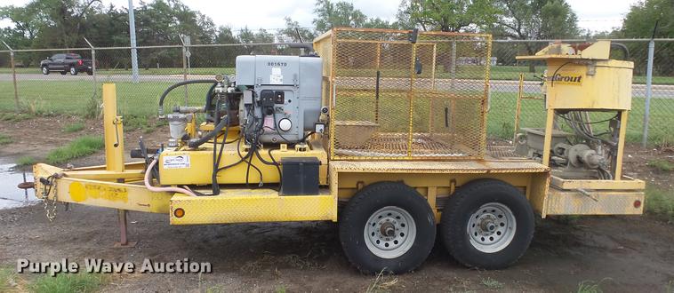 image for item DF4315 2008 Quadex Spray Master grout machine