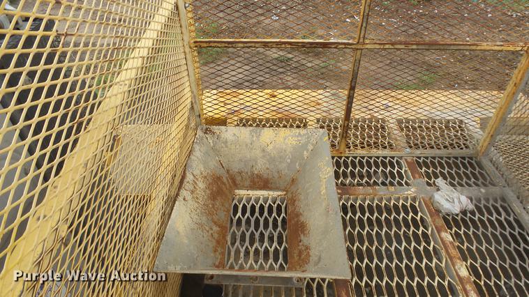 image for item DF4315 2008 Quadex Spray Master grout machine