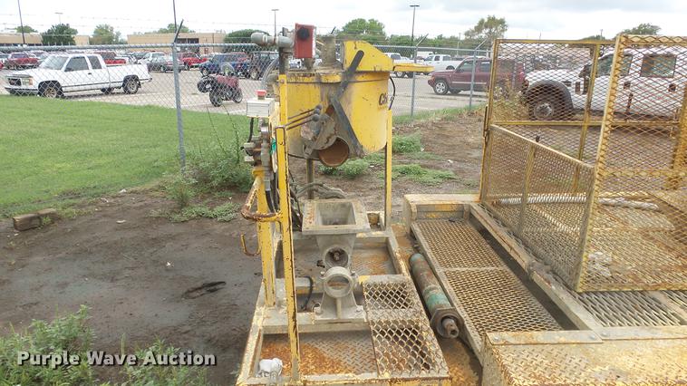 image for item DF4315 2008 Quadex Spray Master grout machine