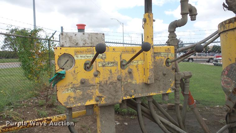 image for item DF4315 2008 Quadex Spray Master grout machine