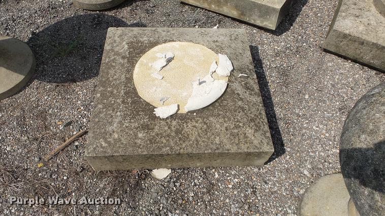 image for item EF9239 Approx. 29 concrete fence toppers