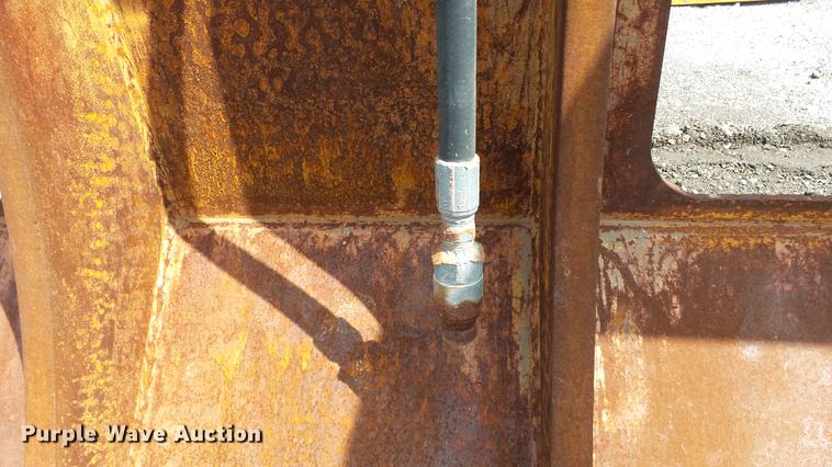 image for item EF9240 JRB WA320L-5 grapple bucket