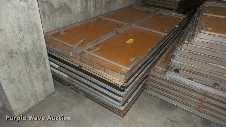 image for item ER9597 Approximately 145 Mitchell stage risers