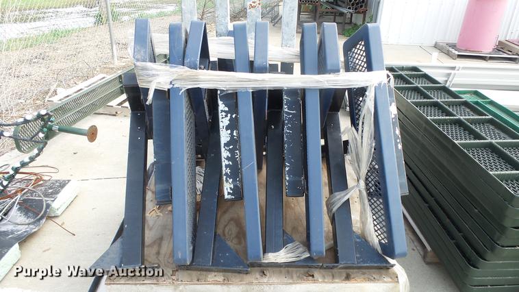 image for item ER9611 (4) picnic tables