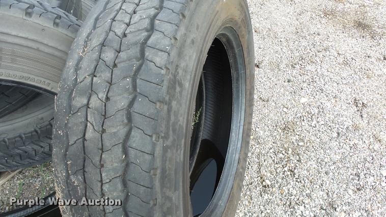 image for item ET9469 (7) 225/70R19.5 tires