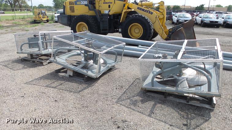 image for item ET9480 (3) attic fans