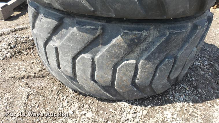 image for item ET9485 (4) tires
