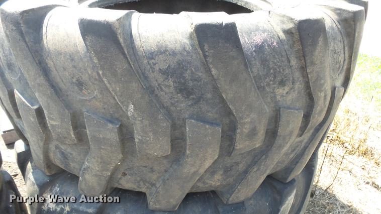 image for item ET9485 (4) tires