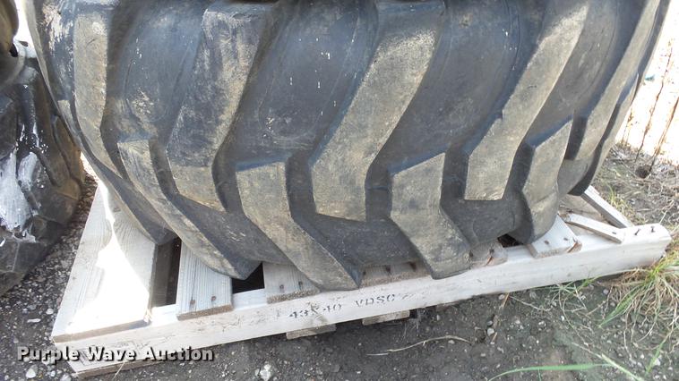 image for item ET9485 (4) tires