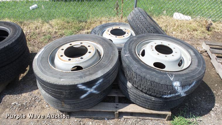 image for item ET9487 (6) tires
