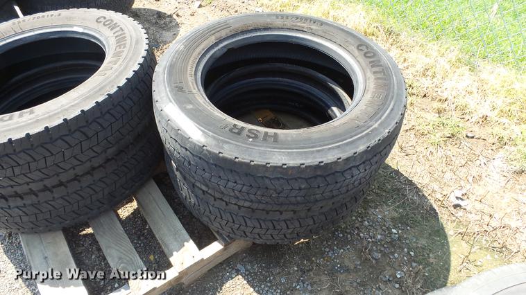 image for item ET9488 (4) Continental HDR 15-19.5 NHS tires