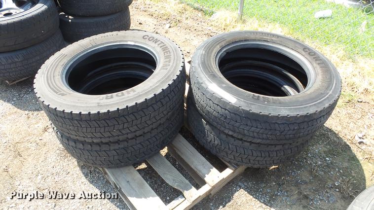 image for item ET9488 (4) Continental HDR 15-19.5 NHS tires