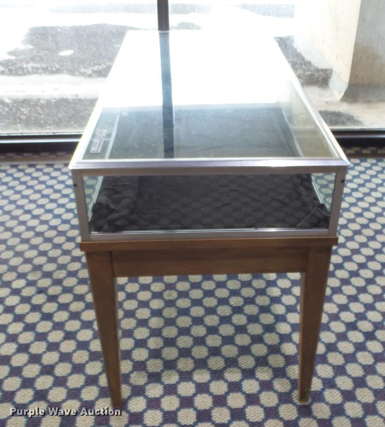 image for item EF9067 Glass show case on wood base