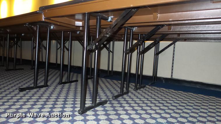 image for item EF9081 (16) folding tables