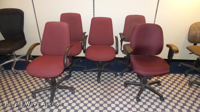 image for item EF9083 Approximately 30 chairs