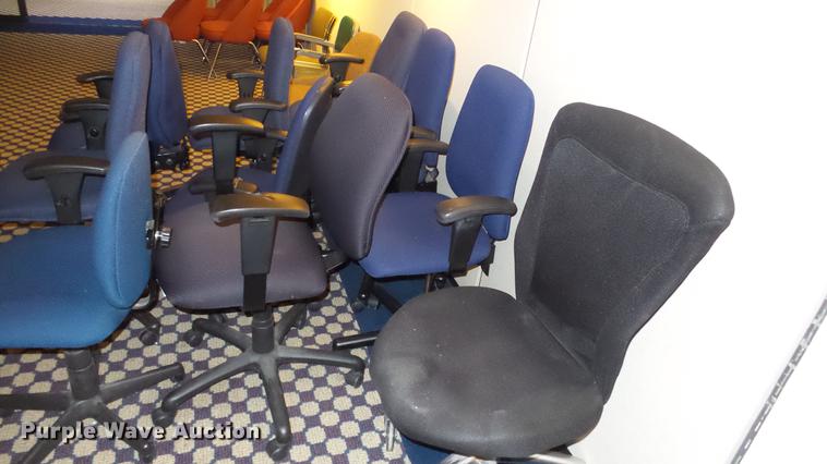 image for item EF9083 Approximately 30 chairs