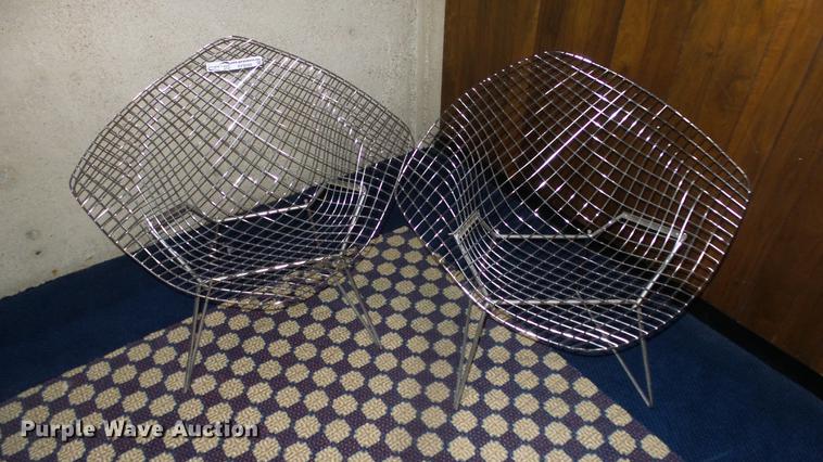 image for item EF9089 (2) chairs