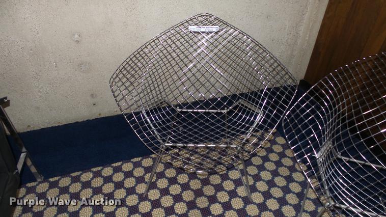 image for item EF9089 (2) chairs