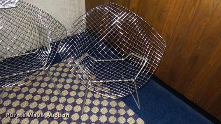 image for item EF9089 (2) chairs