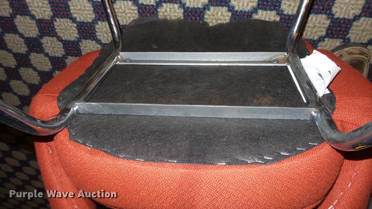 image for item EF9102 (5) chairs