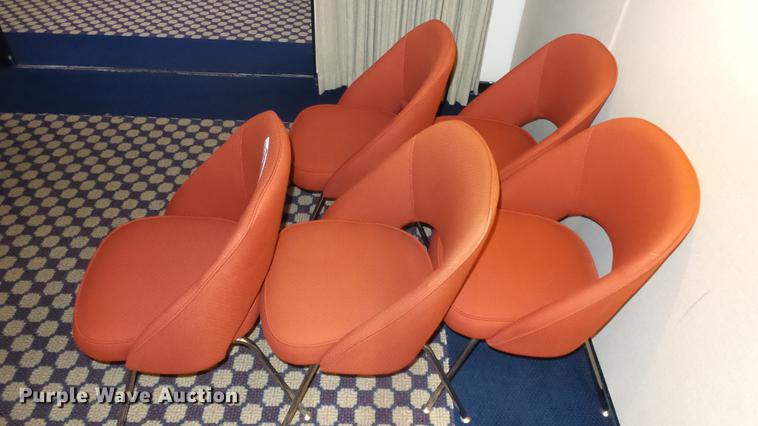 image for item EF9102 (5) chairs