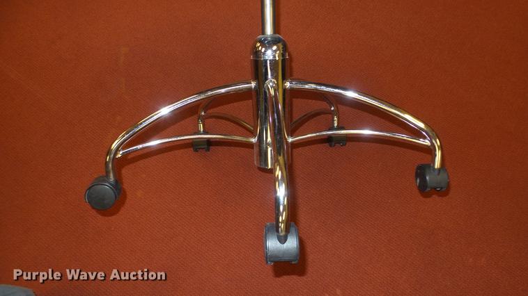 image for item EF9132 (24) chairs