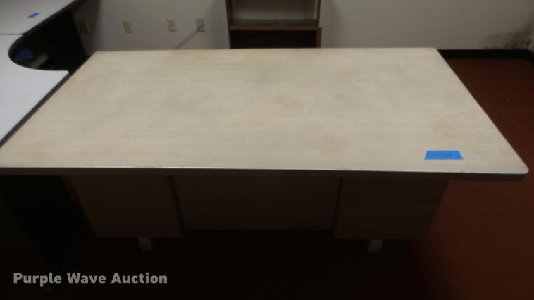 image for item EF9139 Office furniture