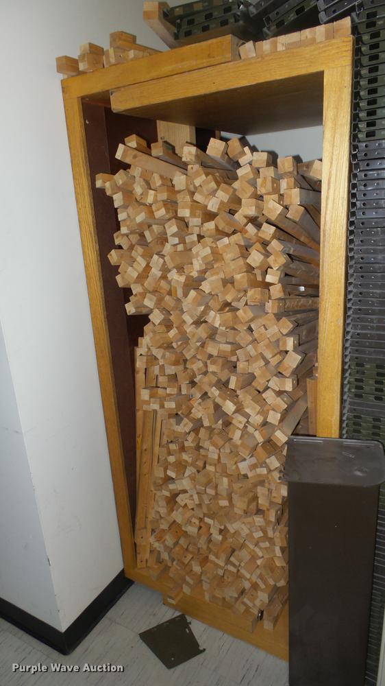 image for item EF9149 Bookcases