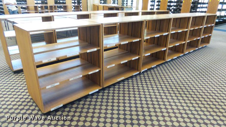 image for item ET9253 (11) wood bookshelves