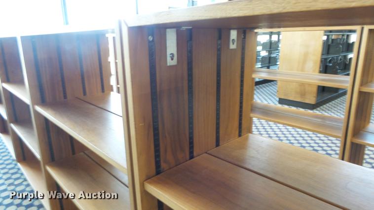 image for item ET9267 (4) wood bookcases