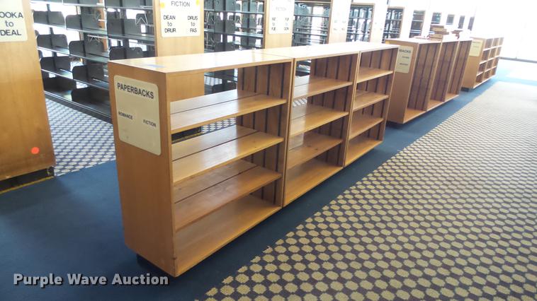 image for item ET9270 (4) wood bookcases