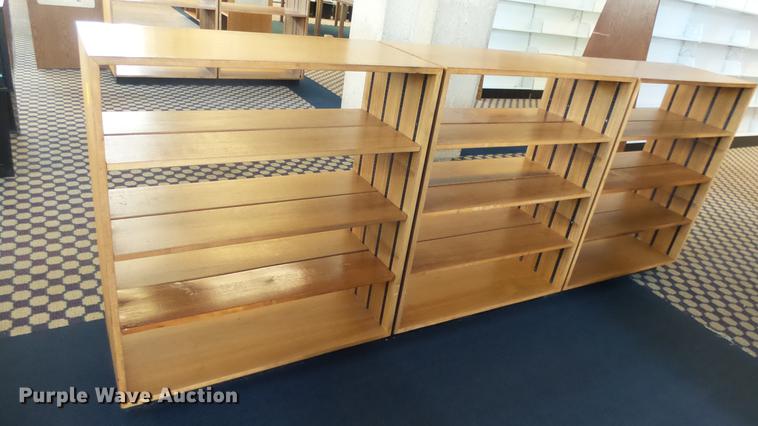 image for item ET9270 (4) wood bookcases