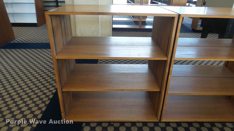 image for item ET9274 (3) wood bookshelves