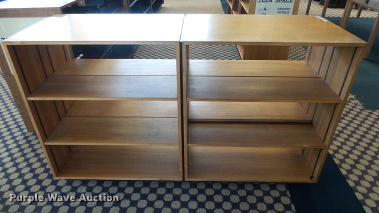 image for item ET9274 (3) wood bookshelves