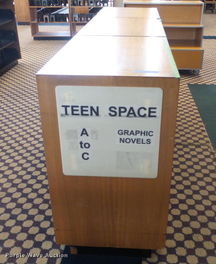 image for item ET9274 (3) wood bookshelves