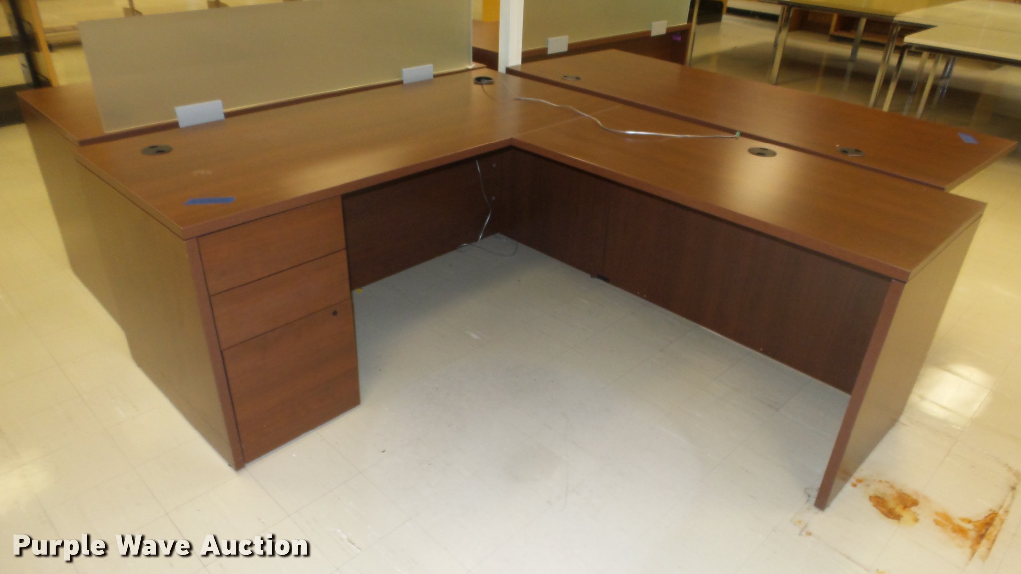 Office desks sets in Wichita, KS Item EF9113 sold Purple Wave