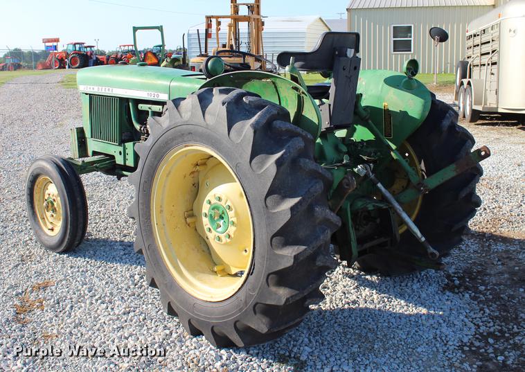 image for item BE9322 John Deere 1020 tractor