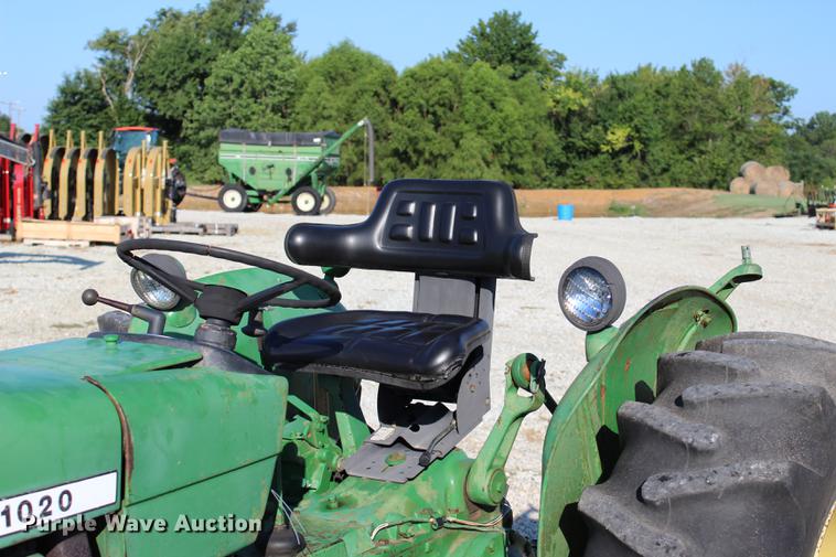 image for item BE9322 John Deere 1020 tractor