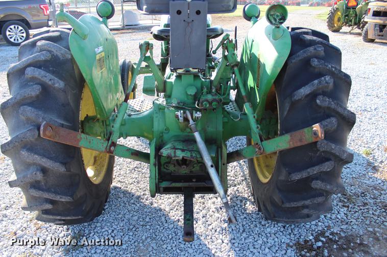 image for item BE9322 John Deere 1020 tractor