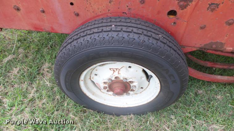 image for item BL9010 International 47 square baler