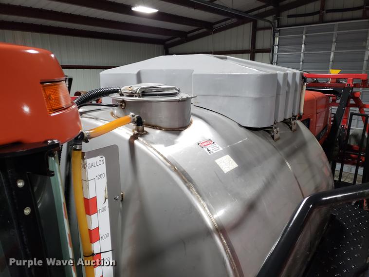 image for item BW9193 2005 Case IH Patriot SPX4410 sprayer