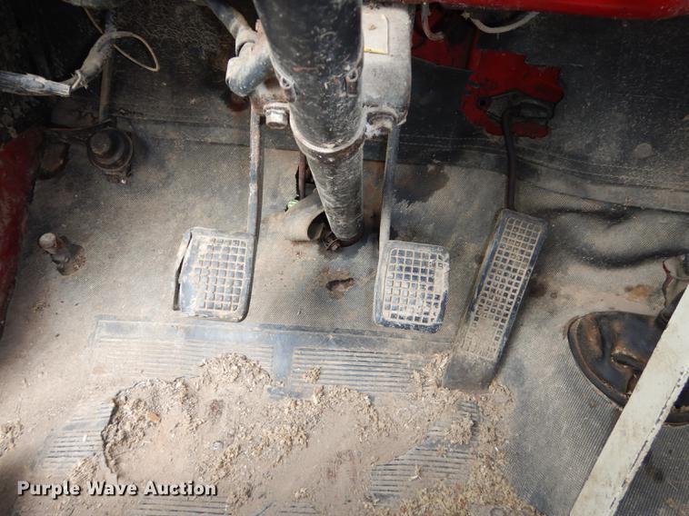 image for item DB8253 1973 Ford F600 feed mixer truck