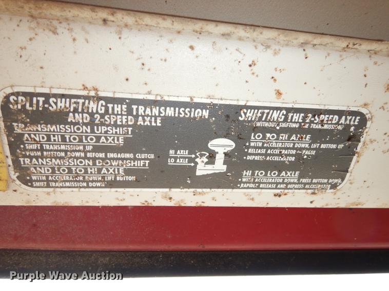 image for item DB8253 1973 Ford F600 feed mixer truck