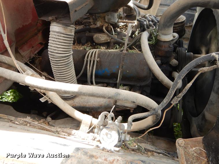 image for item DB8253 1973 Ford F600 feed mixer truck